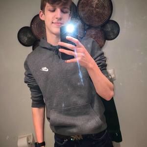 Meet your Posher, Gage